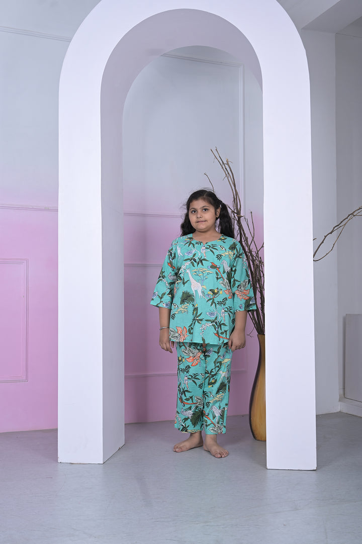 Girls Coord Set – Lemon Yellow Chikankari Elegance