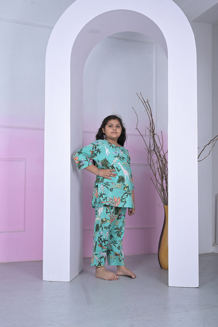 Girls Coord Set – Lemon Yellow Chikankari Elegance